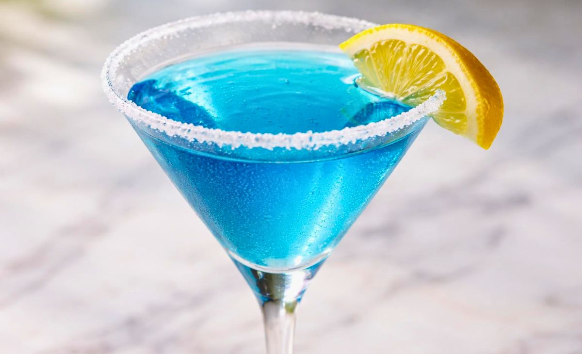 Applebee’s Blue Raspberry Lemon Drop Recipe - Zoey Cooks